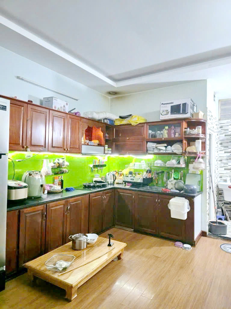 Bán nhà 2 lầu (4x15m) hẻm 3m đường Tám Danh P.Chánh Hưng Quận 8